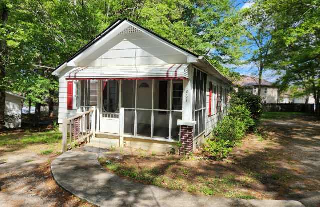 631 Davis Avenue - 631 Davis Avenue, Toccoa, GA 30577