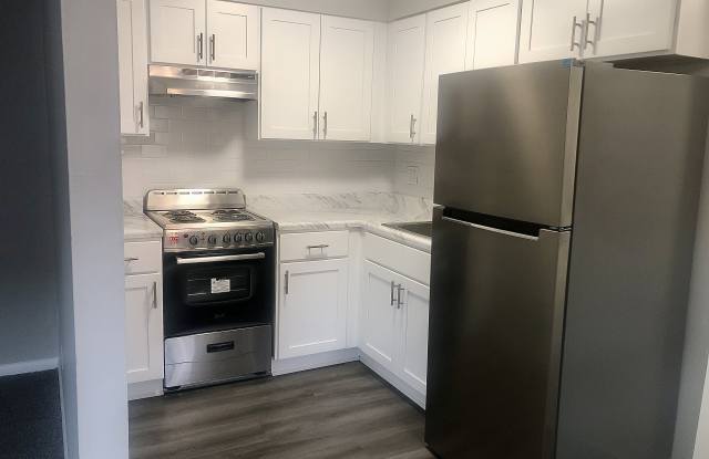 Stradford Arms Apartments