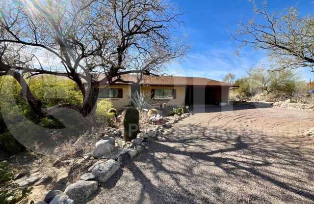 6665 North Donna Beatrix Circle