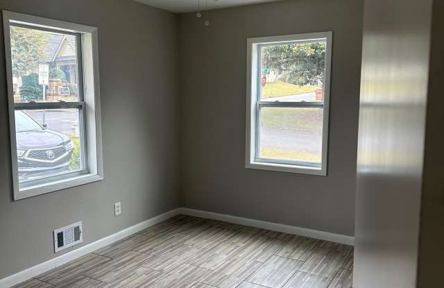 399 Wright Street Sw