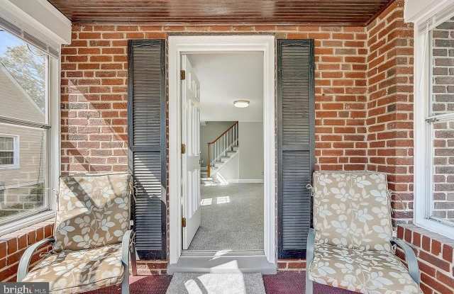 7816 OLD HARFORD ROAD