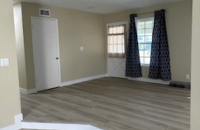 5290 Cumberland Drive