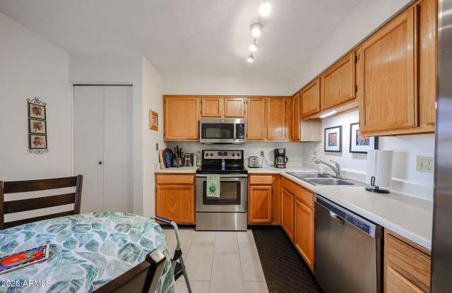 9430 E Mission Lane