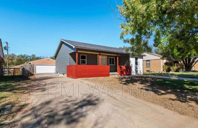 Photo of 1147 Inverness Dr