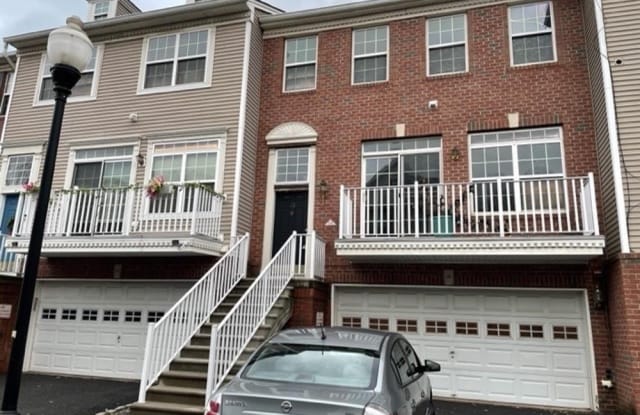 12 KISSAM CT - 12 Kissam Court, Jersey City, NJ 07305