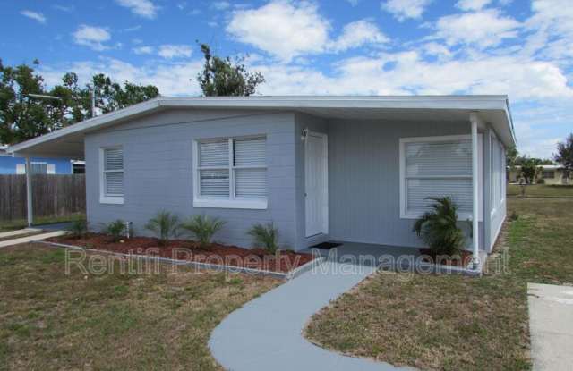 401 Palmetto Dr NE