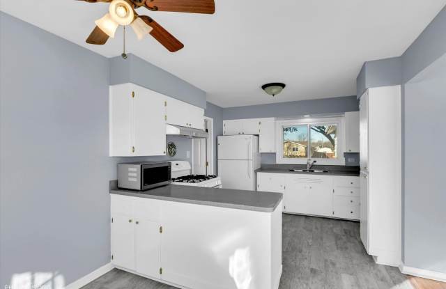 465 WASHINGTON Boulevard