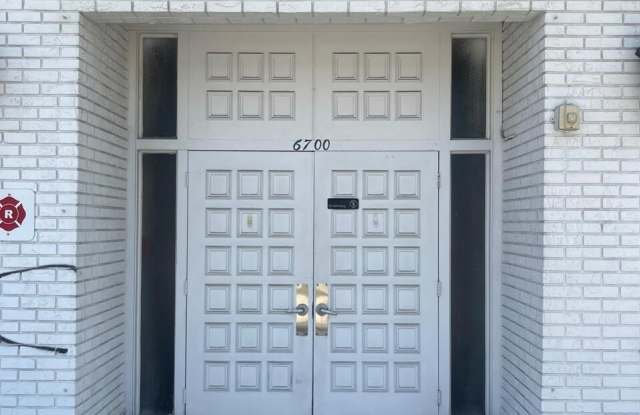 6700 NE 22nd Way