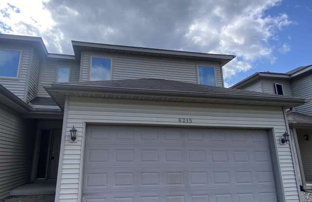 Photo of 6215 Loretta