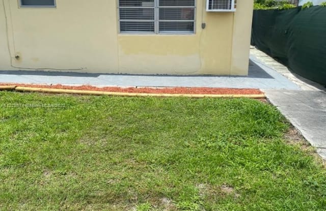 2526 McKinley St - 2526 Mckinley Street, Hollywood, FL 33020