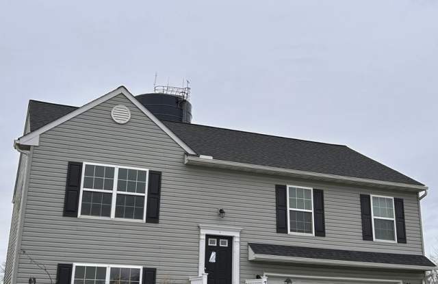 Photo of 3 Bedroom 3 Bath House In Mount Wolf