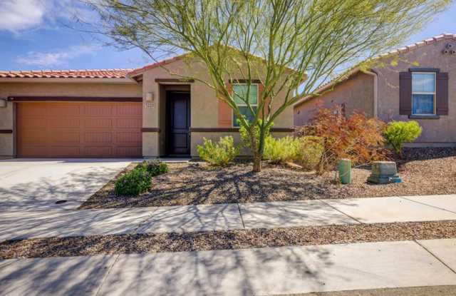 4 Bedroom and 3 Bath - 7225 South Via Gaucho Viejo, Tucson, AZ 85756