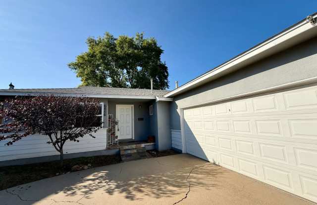 Photo of Lovely 3bd, 2ba Allied Garden Home with Many Modern Upgrades