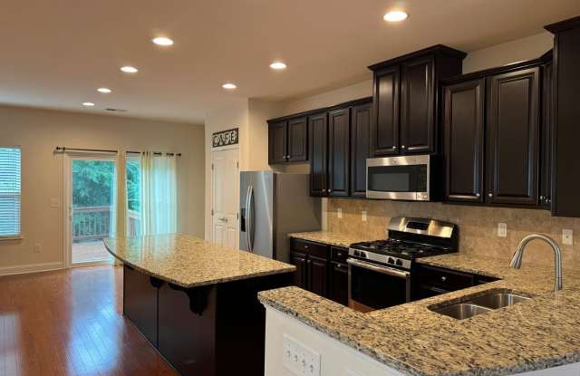 609 Berry Chase Way