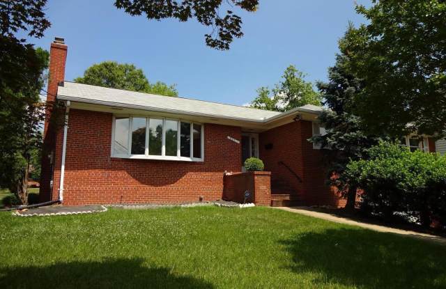 2210 SHIVER DRIVE
