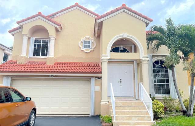 12405 NW 7th St