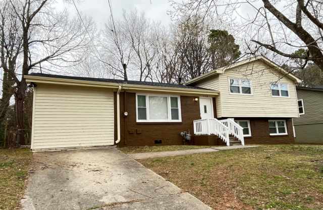 New Listing Alert – 4708 Dahlia Dr NW, Huntsville, AL 35810