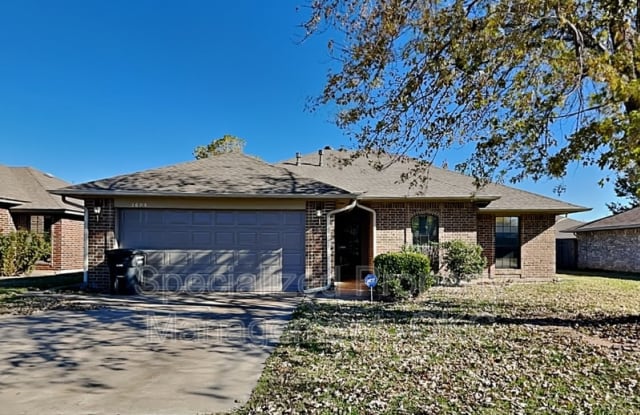 3608 Teresa Dr - 3608 Teresa Drive, Moore, OK 73160