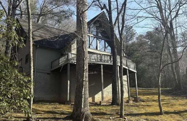 Photo of 417 Chalet Village Dr