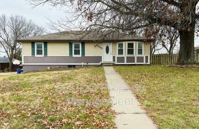 8240 Clare Rd