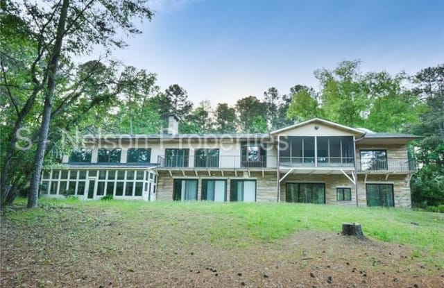 2101 Poplar Falls Avenue - 2101 Poplar Falls Rd, DeKalb County, GA 30058