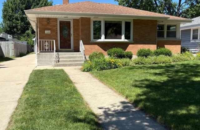 126 N Illinois Avenue