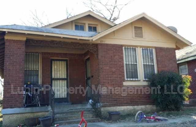 831 Kerr Ave - 831 Kerr Avenue, Memphis, TN 38106