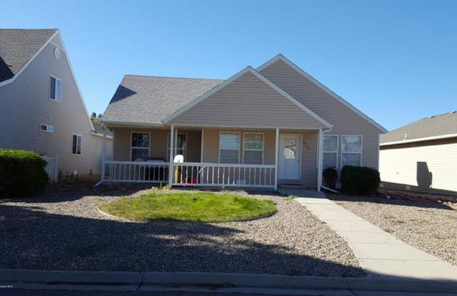 415 Columbine Drive