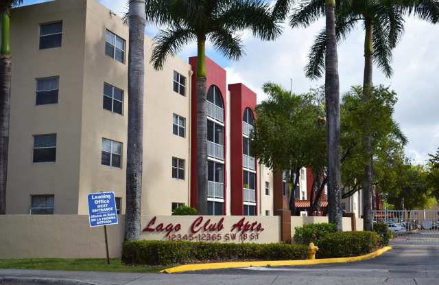 Lago Club Apartments