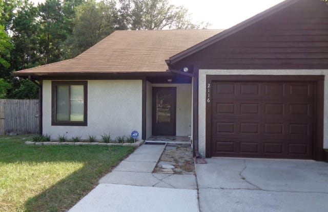 2116 Derringer Cr W. - 2116 Derringer Circle West, Jacksonville, FL 32235