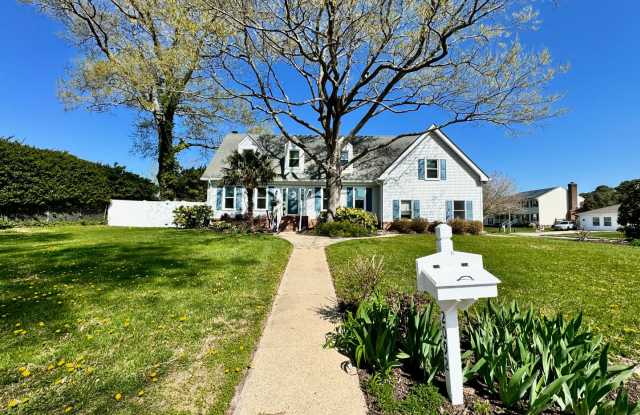 Great Neck Pool Home! First-Time Rental Available NOW! Pet Friendly - Corner Lot - Top Schools!