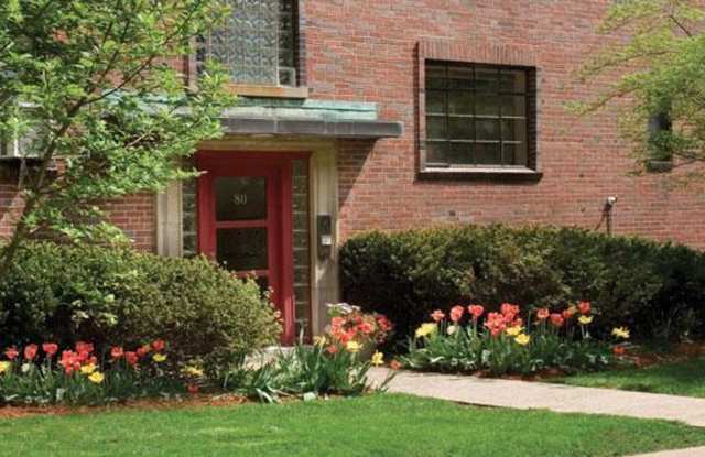 2bed in Brookline