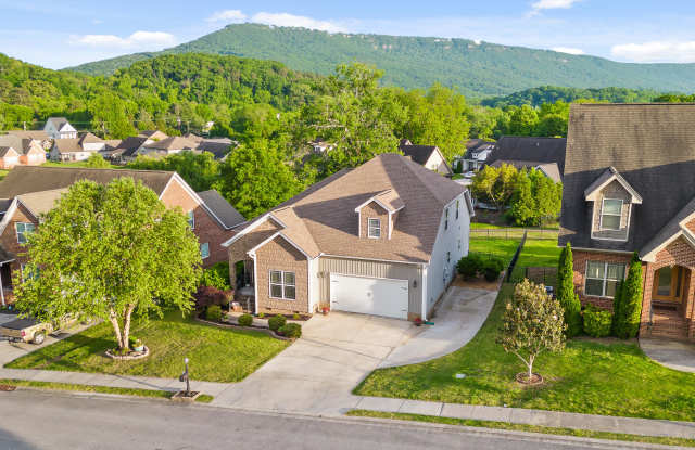 3641 Willow Lake Cir