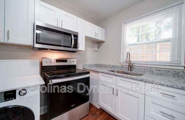 Photo of 321 South Gardner Avenue