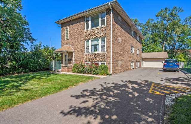 Photo of 519 W Hillside Drive unit: 3