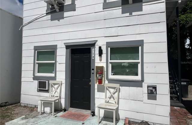 114 1/2 N MARTIN LUTHER KING JR AVENUE
