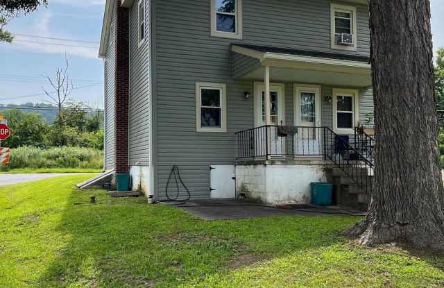 246 S IRONSTONE Drive