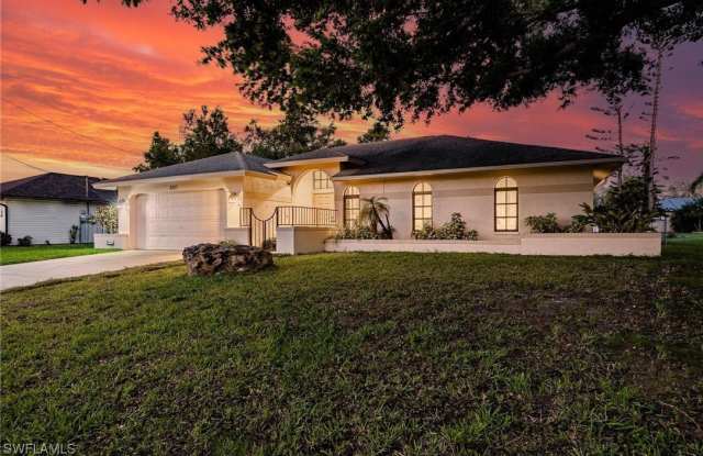 3307 Santa Barbara Boulevard