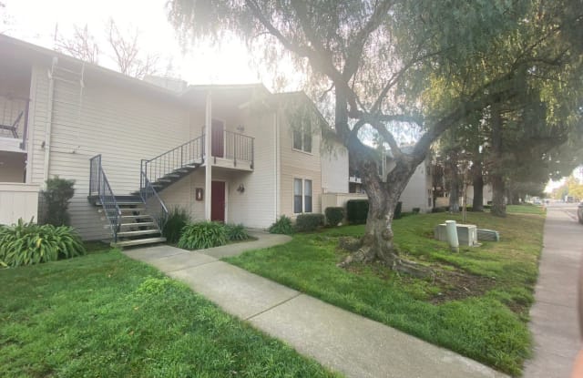 2401 Eilers Ln #1005 - 2401 Eilers Lane, Lodi, CA 95242