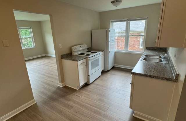 2711 Brownsboro Rd
