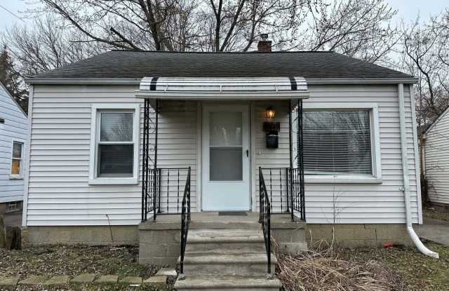 18549 Kenosha - 18549 Kenosha Street, Harper Woods, MI 48225