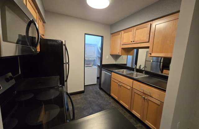 4143 Roanoke Road - 1