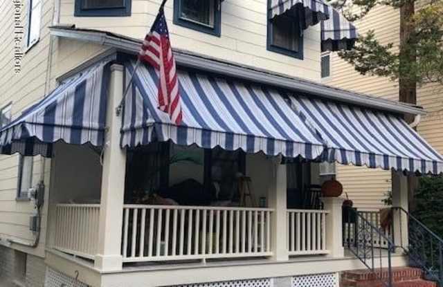 Photo of 87 Embury Avenue