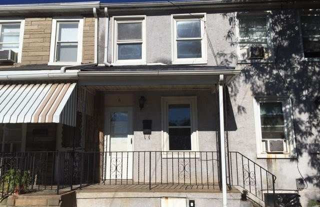 6 W 1ST Avenue
