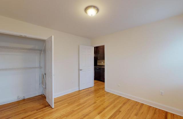 Crestview Garden Apartments