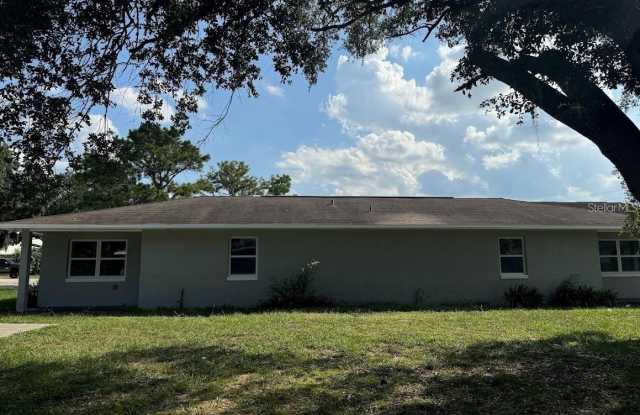 Photo of 1916 VERANO DRIVE