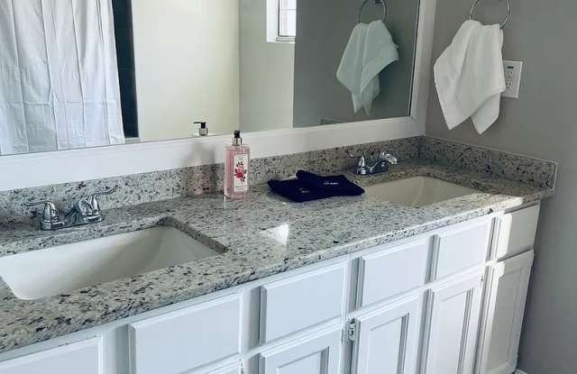 Room in 2 Bedroom Home at Mountain Springs Cir