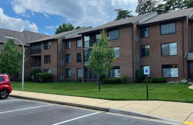 Photo of 15300 BEAVERBROOK Court unit: 88-2B