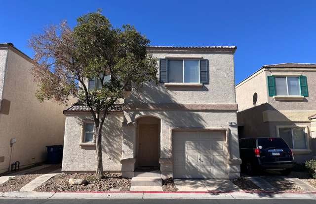 Photo of 3 bed house with new laminate flooring and fresh paint!