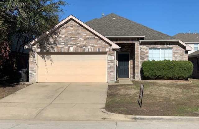 4608 Palm Ridge Dr - 4608 Palm Ridge Drive, Fort Worth, TX 76133